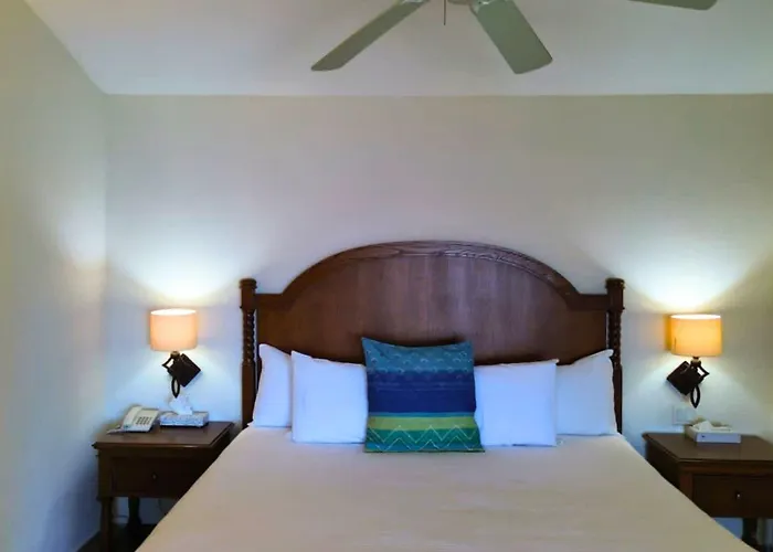 Punta Pescadero Paradise Hotel & Villas